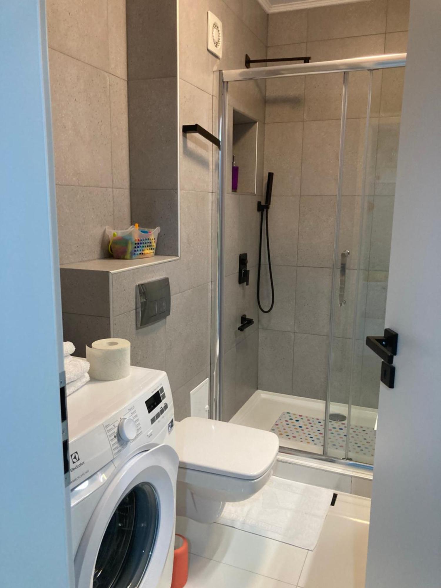 Apartamentul Max, Practic Si Confortabil Oradea Exterior foto